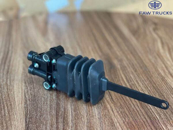 BỘ VAN ĐIỀU CHỈNH ĐỘ CAO XE ĐẦU KÉO FAW 460HP 