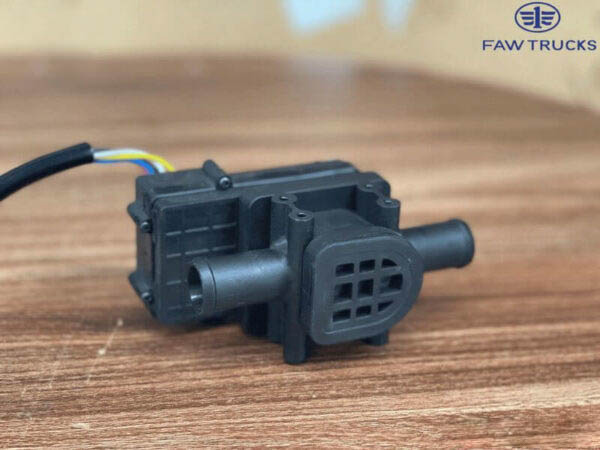 VAN NƯỚC & BỘ BÁNH LÁI XE ĐẦU KÉO FAW 460HP 