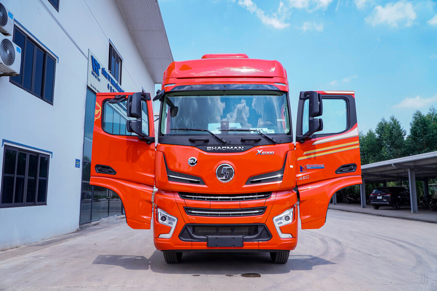 Xe đầu kéo Shacman X6000 Cummins 460HP cầu láp