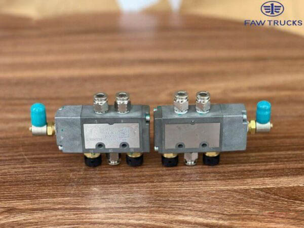 HỘP DIÊM CHUYỂN TẦNG HỘP SỐ XE ĐẦU KÉO FAW 375HP