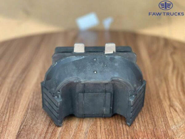 CAO SU CHÂN MÁY TRƯỚC XE ĐẦU KÉO FAW 460HP