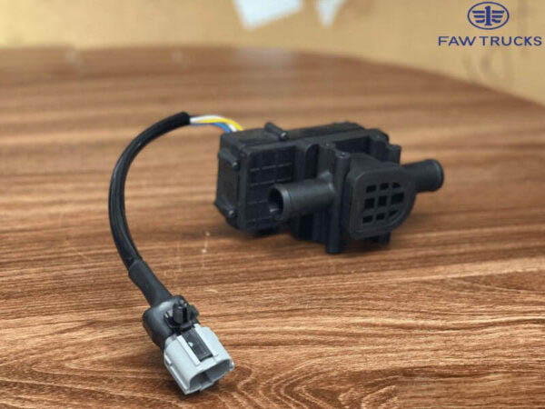 VAN NƯỚC & BỘ BÁNH LÁI XE ĐẦU KÉO FAW 460HP 