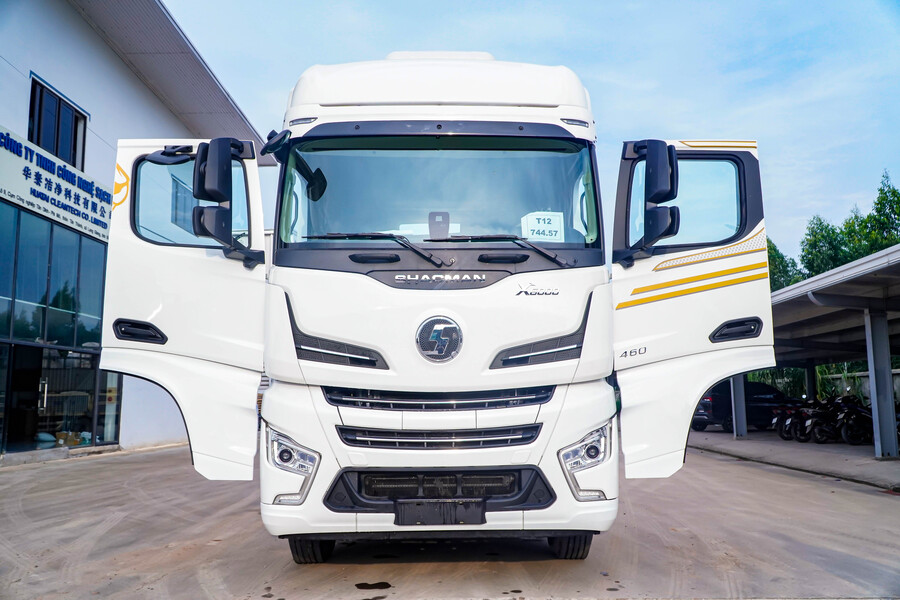 Xe đầu kéo Shacman X6000 Weichai 460HP cầu láp
