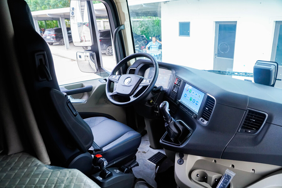 Xe đầu kéo Shacman X6000 Weichai 460HP cầu láp